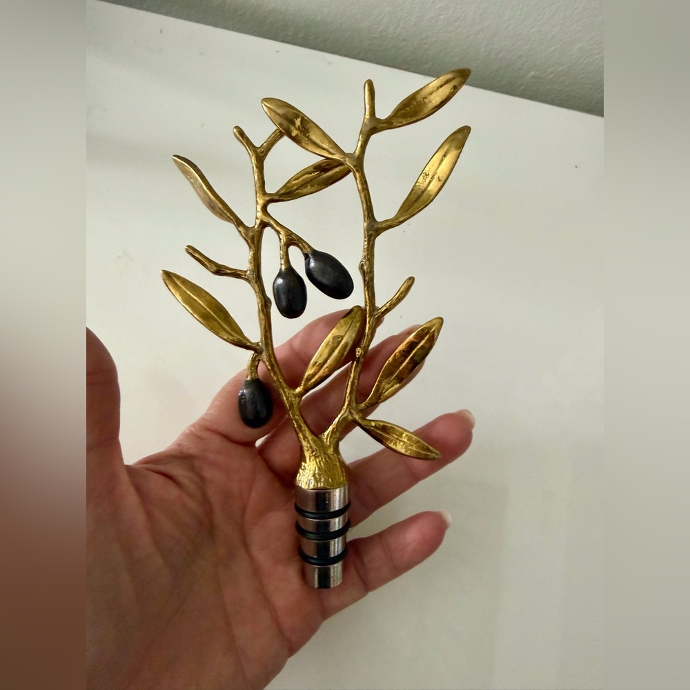 Michael Aram Gold Olive Branch Gold Bottle Stopper with Black Olive Accents